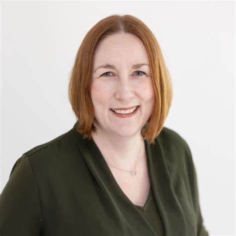 Sarah Dillingham headshot